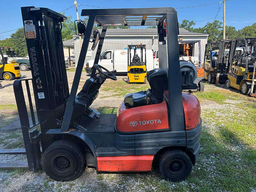 2000 Toyota 3500 LB LP Forklift